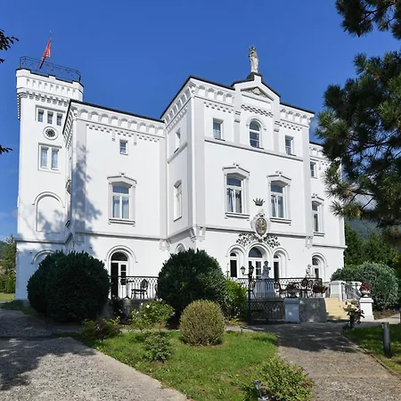 Chateau Franz