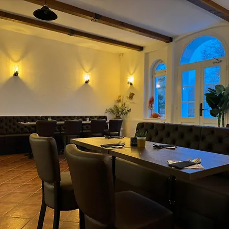 Chateau Franz Hotel